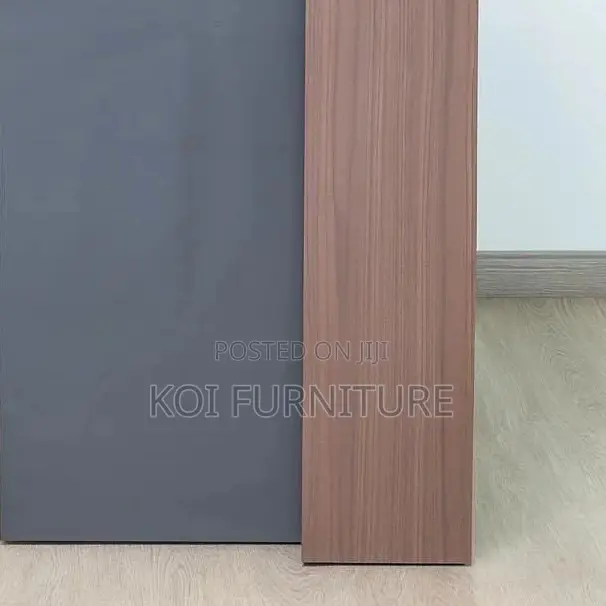 Office Desk : Levo02 1.8m Modern Office Reception Desk