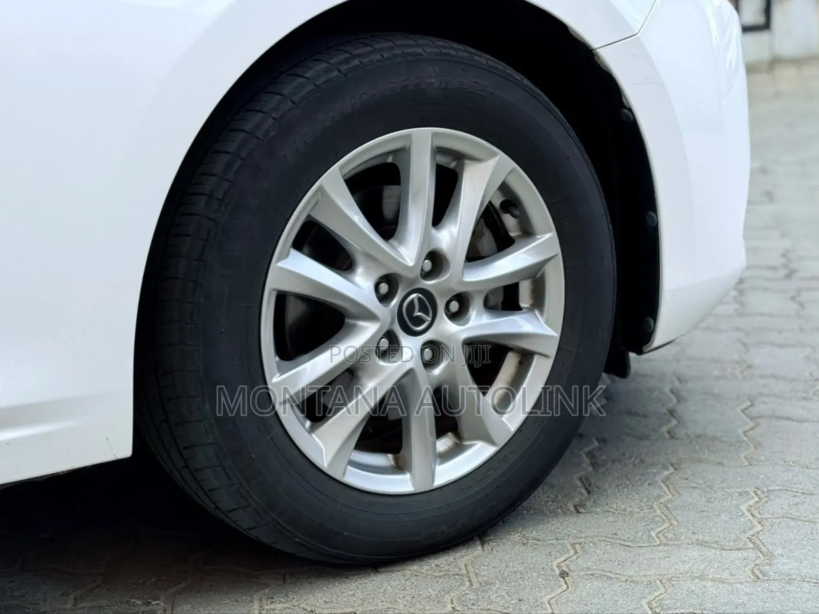 Mazda Axela 2018 White