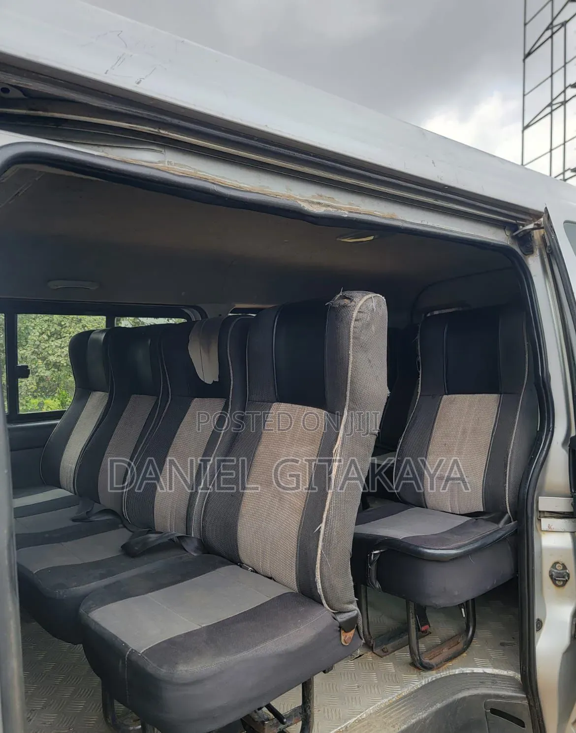 Toyota HiAce 2014 Silver