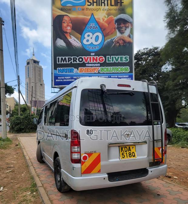 Toyota HiAce 2014 Silver - thumbnail 8