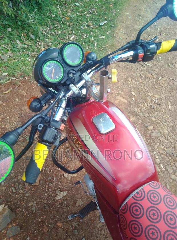 Bajaj Boxer 100 2024 Red - thumbnail 3