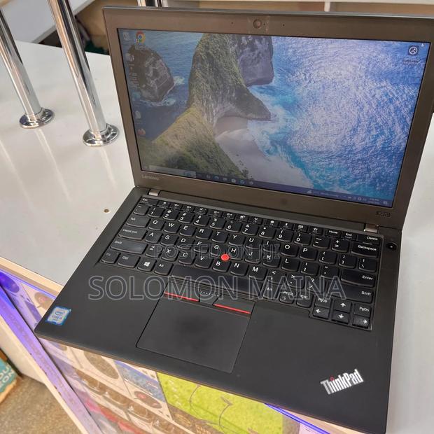 Laptop Lenovo ThinkPad X270 8GB Intel Core i5 SSD 256GB - thumbnail 2