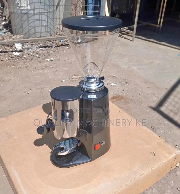 High-Performance Commercial Coffee Grinder