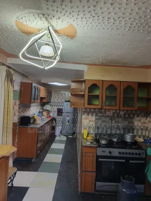 9bdrm Maisonette in Pride Lands, Joska for sale