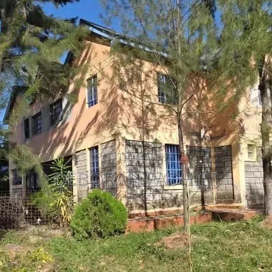 9bdrm Maisonette in Pride Lands, Joska for sale