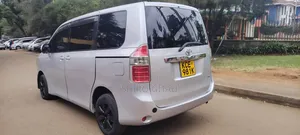 Toyota Noah 2008 Silver