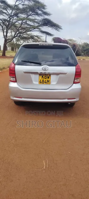 Toyota Wish 2006 Silver