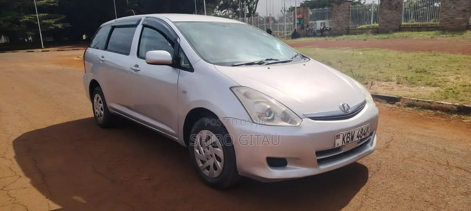 Toyota Wish 2006 Silver