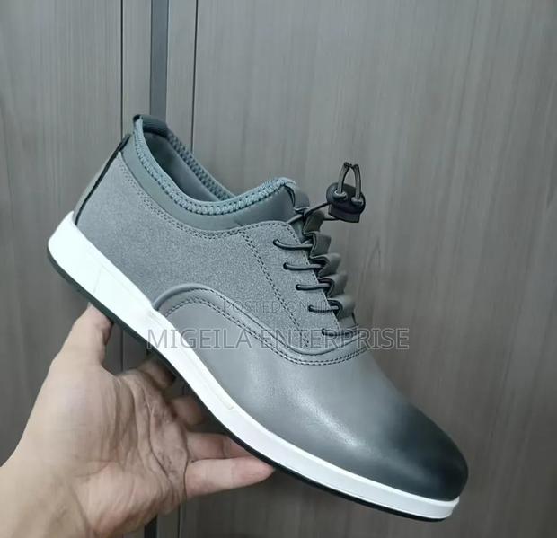 Men's Casual Shoes - thumbnail 2