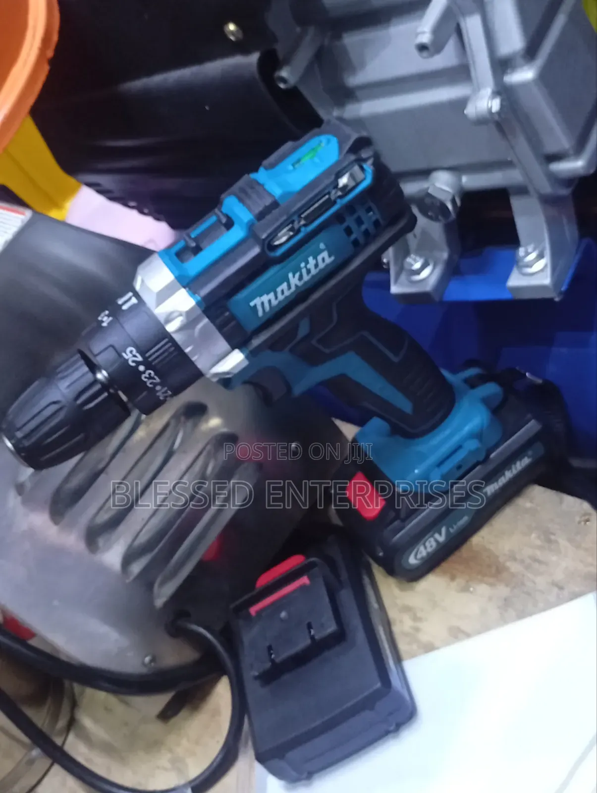 2 Battery and Bit Makita Corded Drill