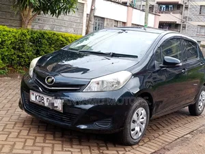 Toyota Vitz 2014 Black