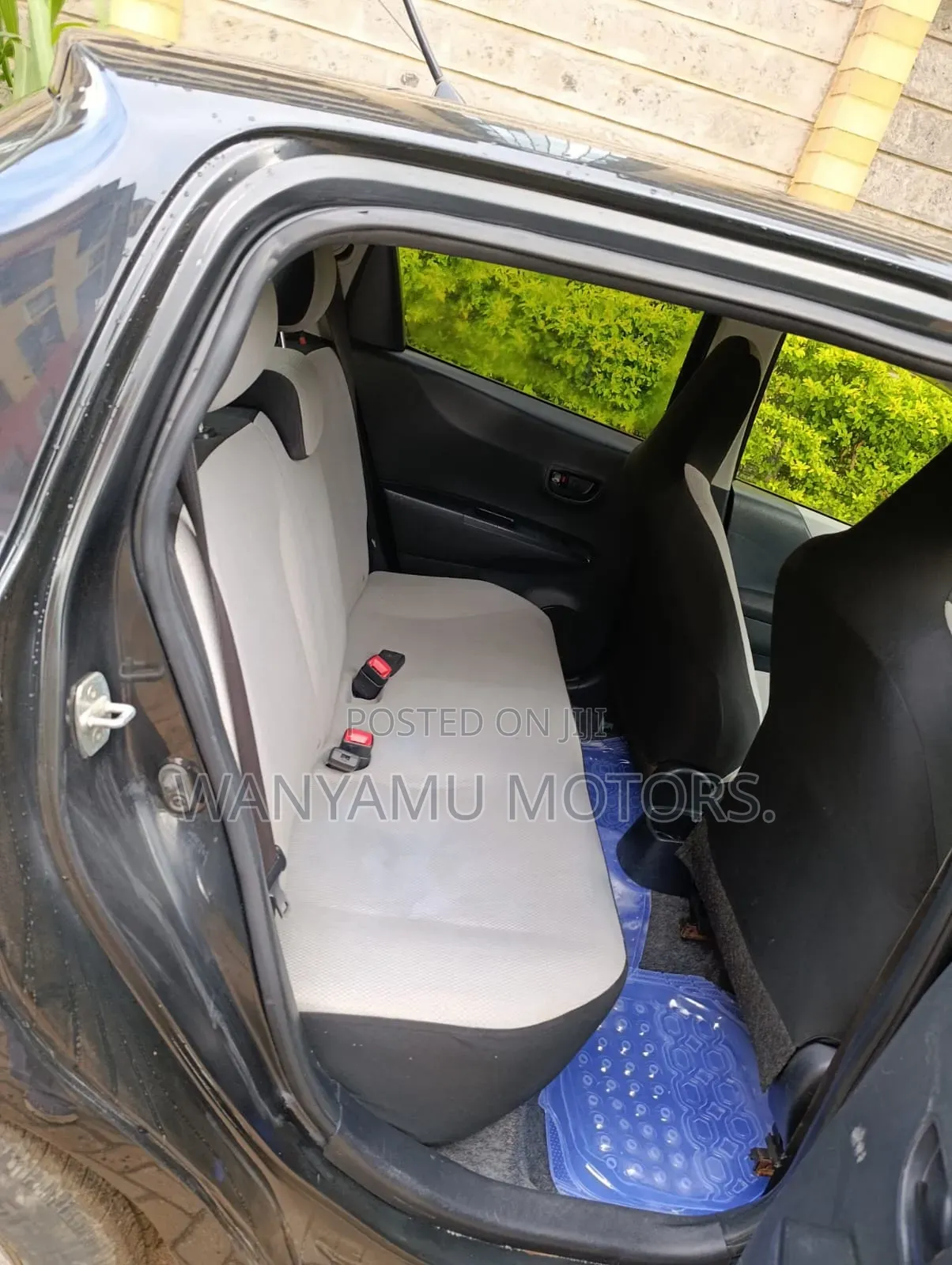 Toyota Vitz 2014 Black