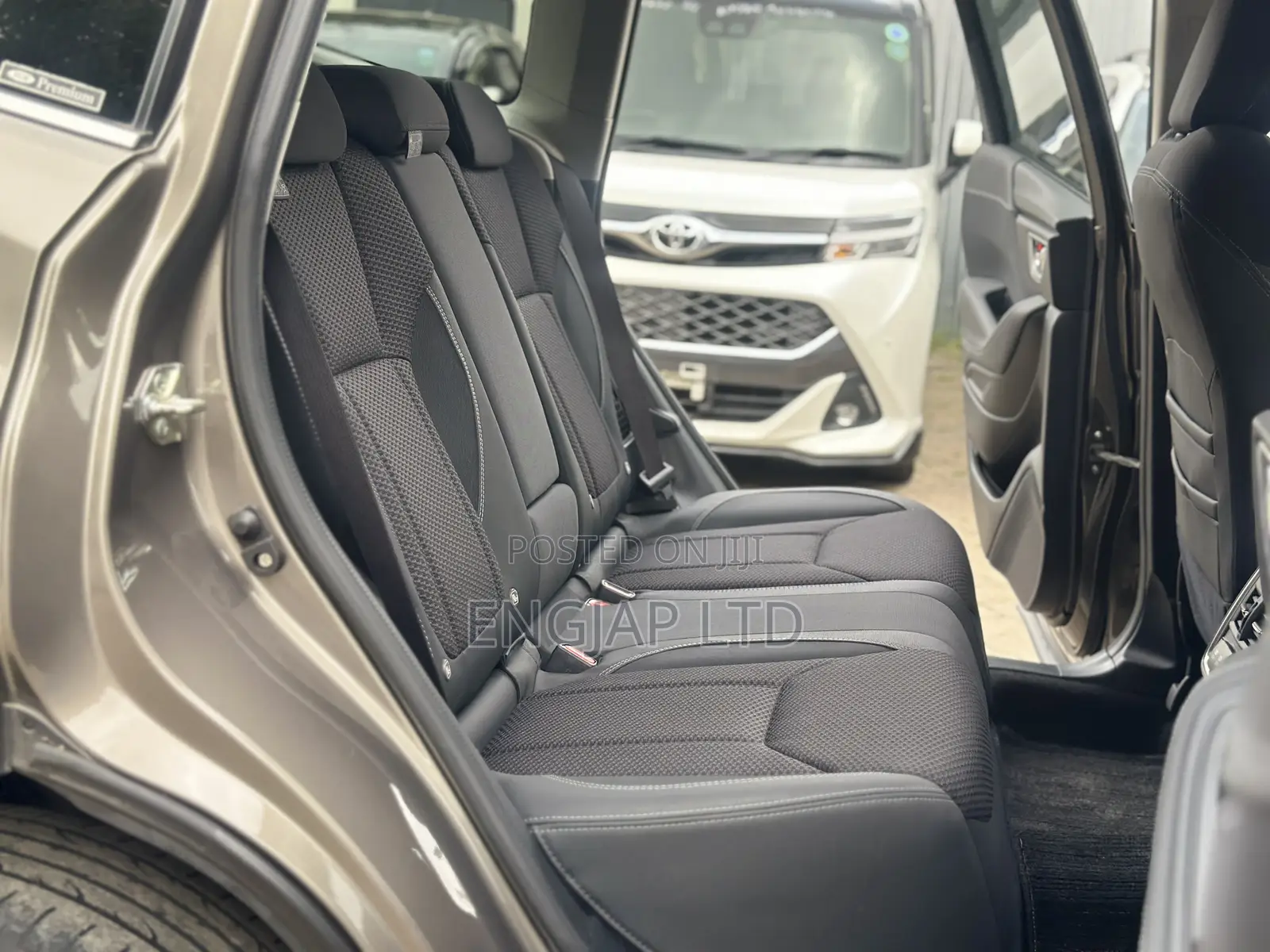 Subaru Forester 2019 Brown