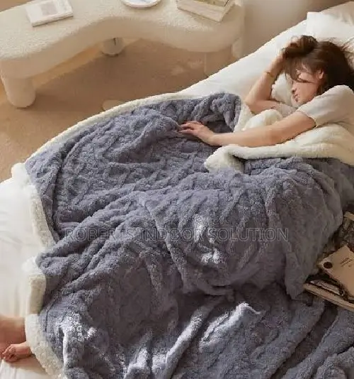 Comfyhide Extra Soft Sherpa Fleece Blanket