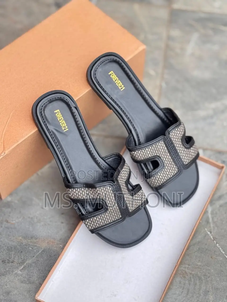 Forever 21 Ladies Sandals Size 37-41