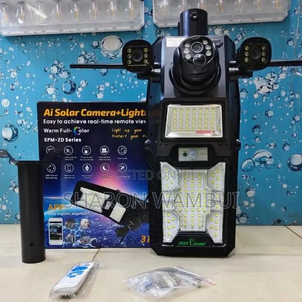 450watts Solar Street Light With 4g Triple Lens Camera