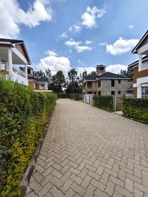 4bdrm Maisonette in Rimpa for sale