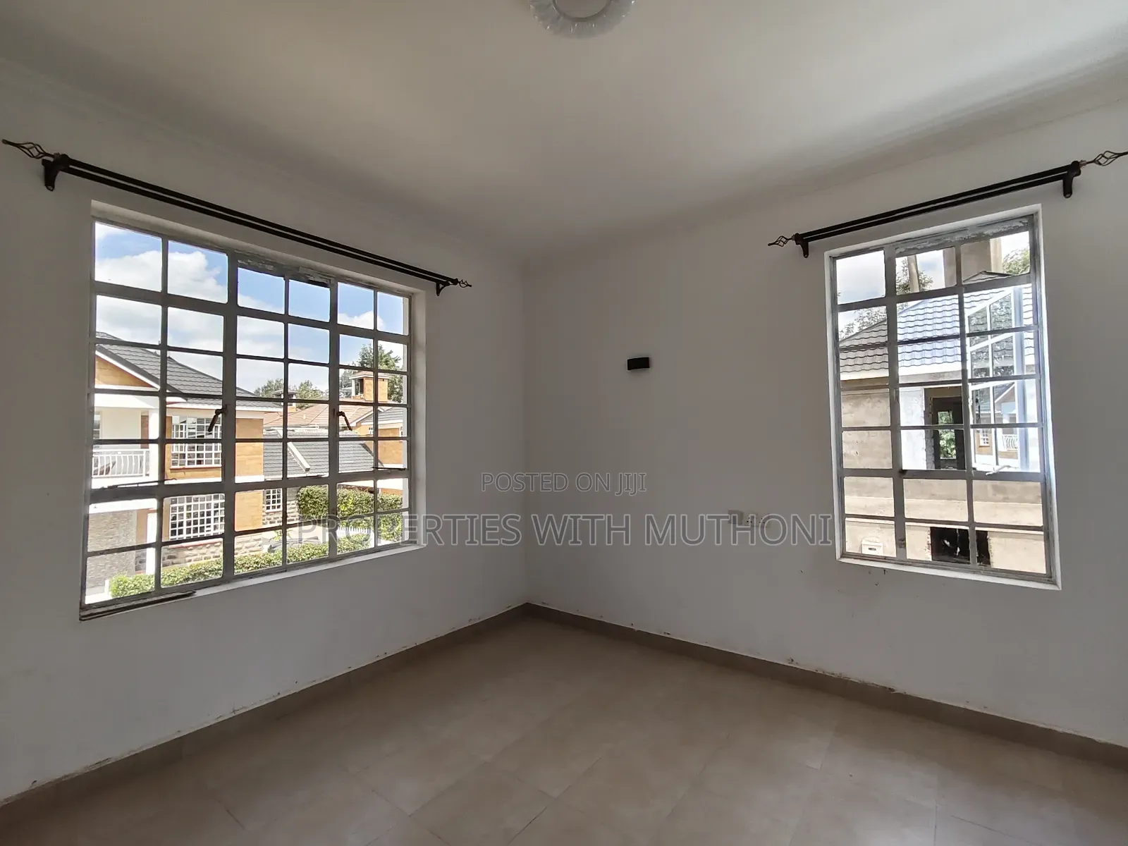 4bdrm Maisonette in Rimpa for sale