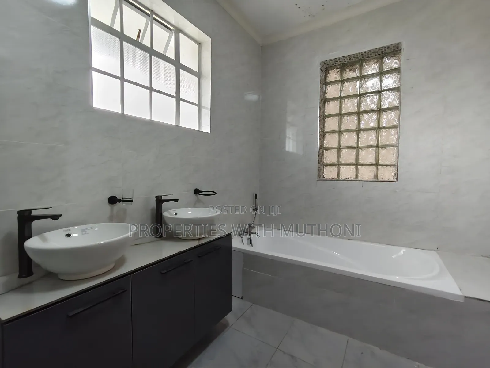 4bdrm Maisonette in Rimpa for sale