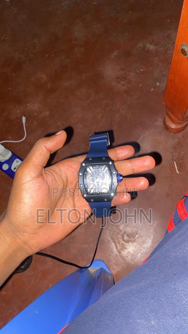 Classic Watch - thumbnail 2