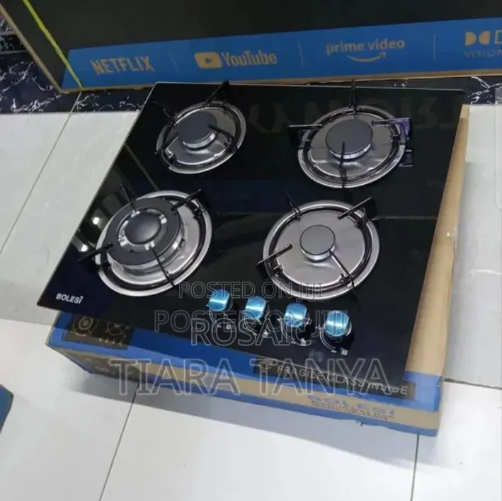 Roch 4 Gas Burner Inbuilt.
