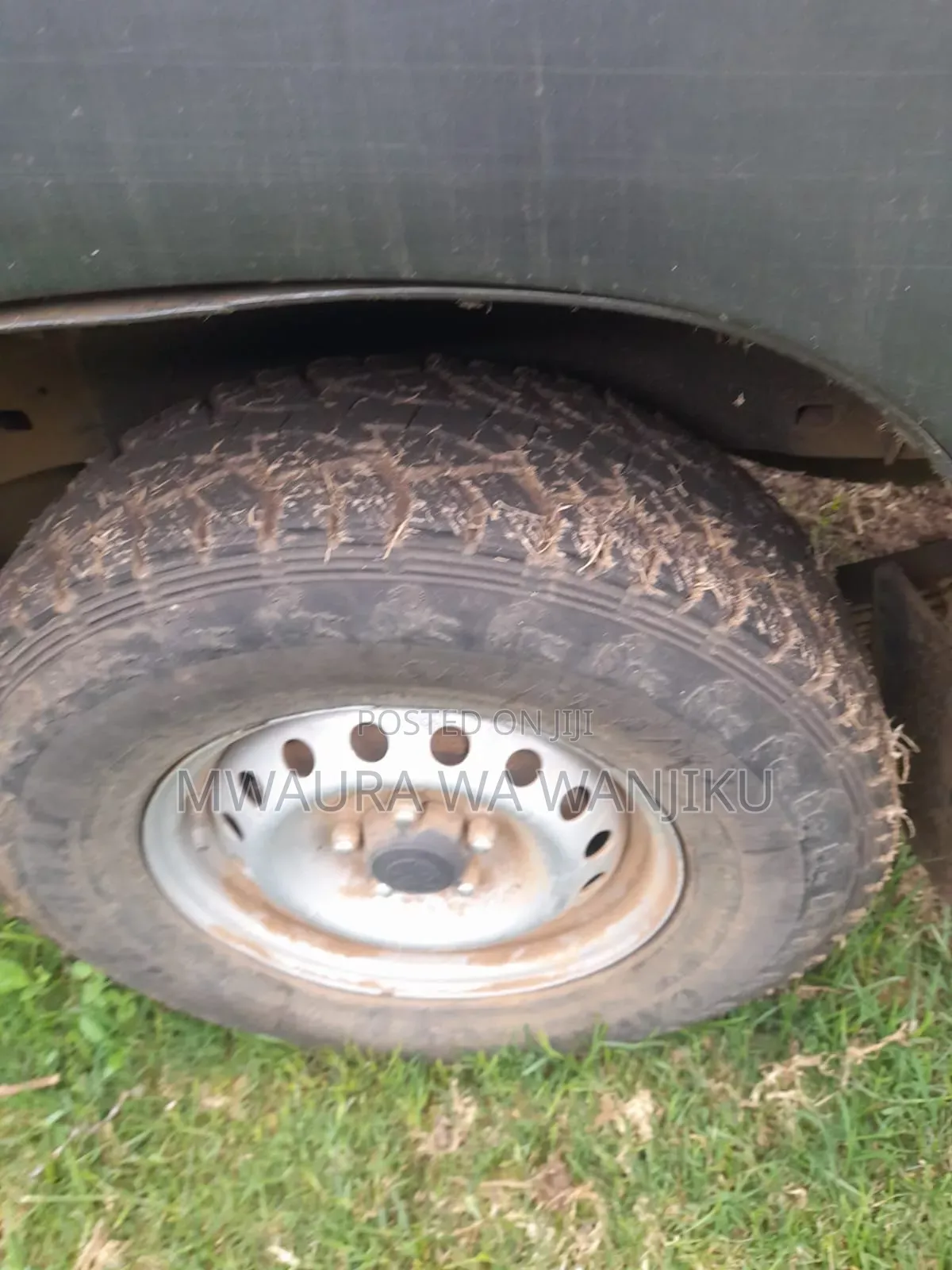 Toyota Hilux 2013 Gray