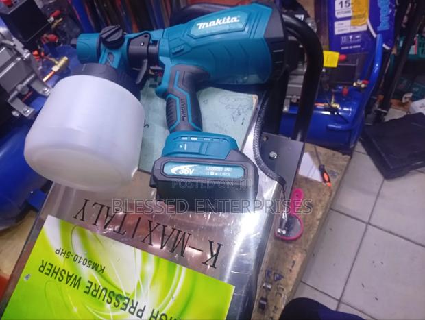 36 Volt Cordless Makita Spray Gun Machine