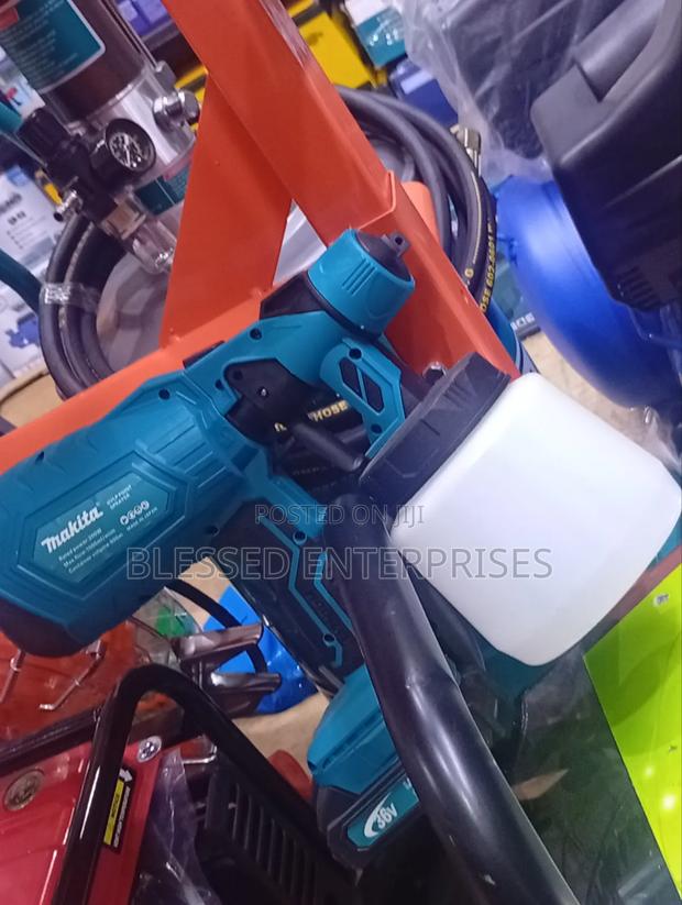 200 Watts Makita Cordless Spray Gun Machine