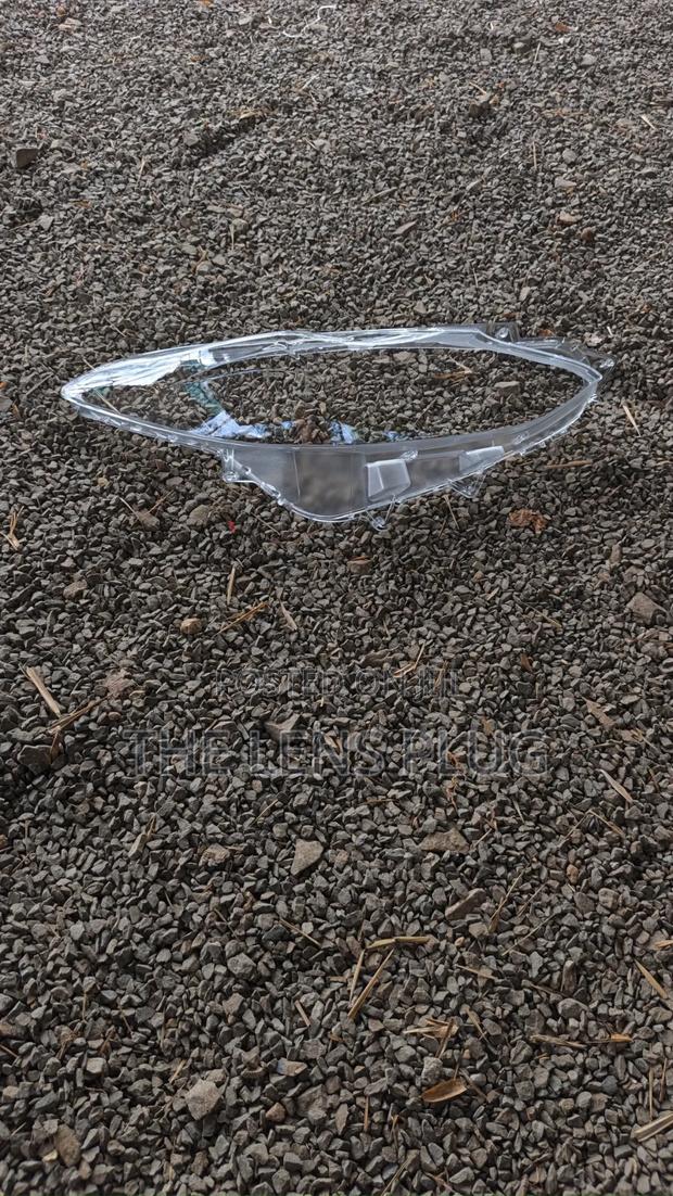 Mazda Axela 2014 Xenon Type Headlight Lenses - thumbnail 4