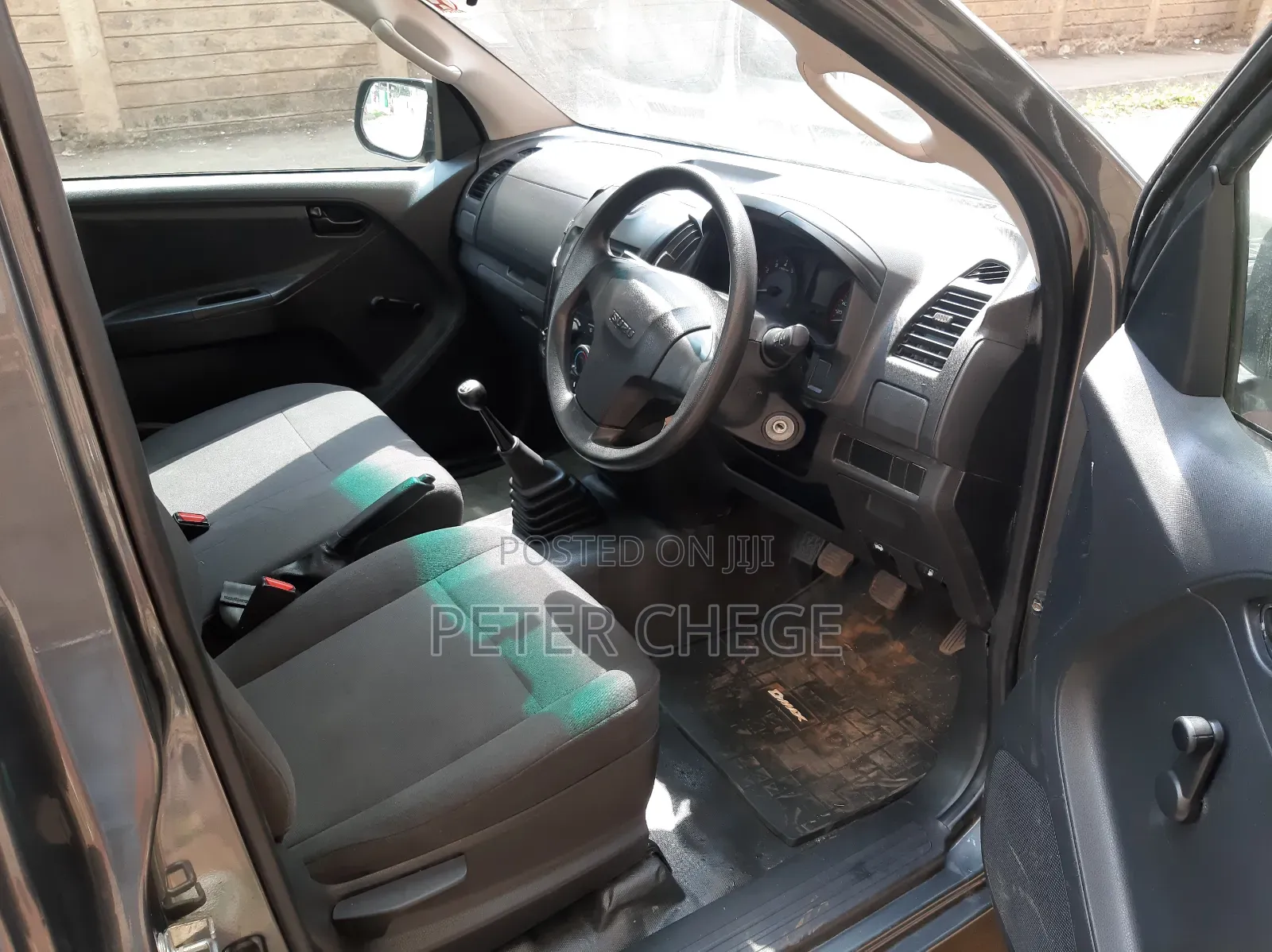 Isuzu D-MAX 2022 Gray