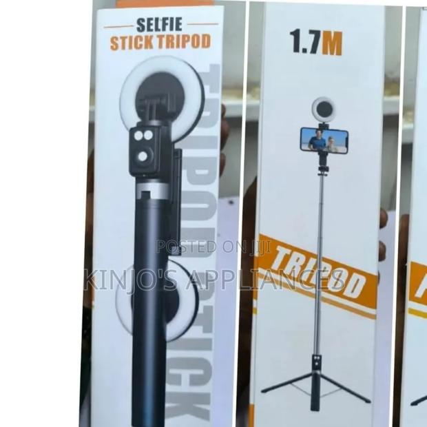 A Selfie Stick Tripod With Dual Ring Light - thumbnail 2