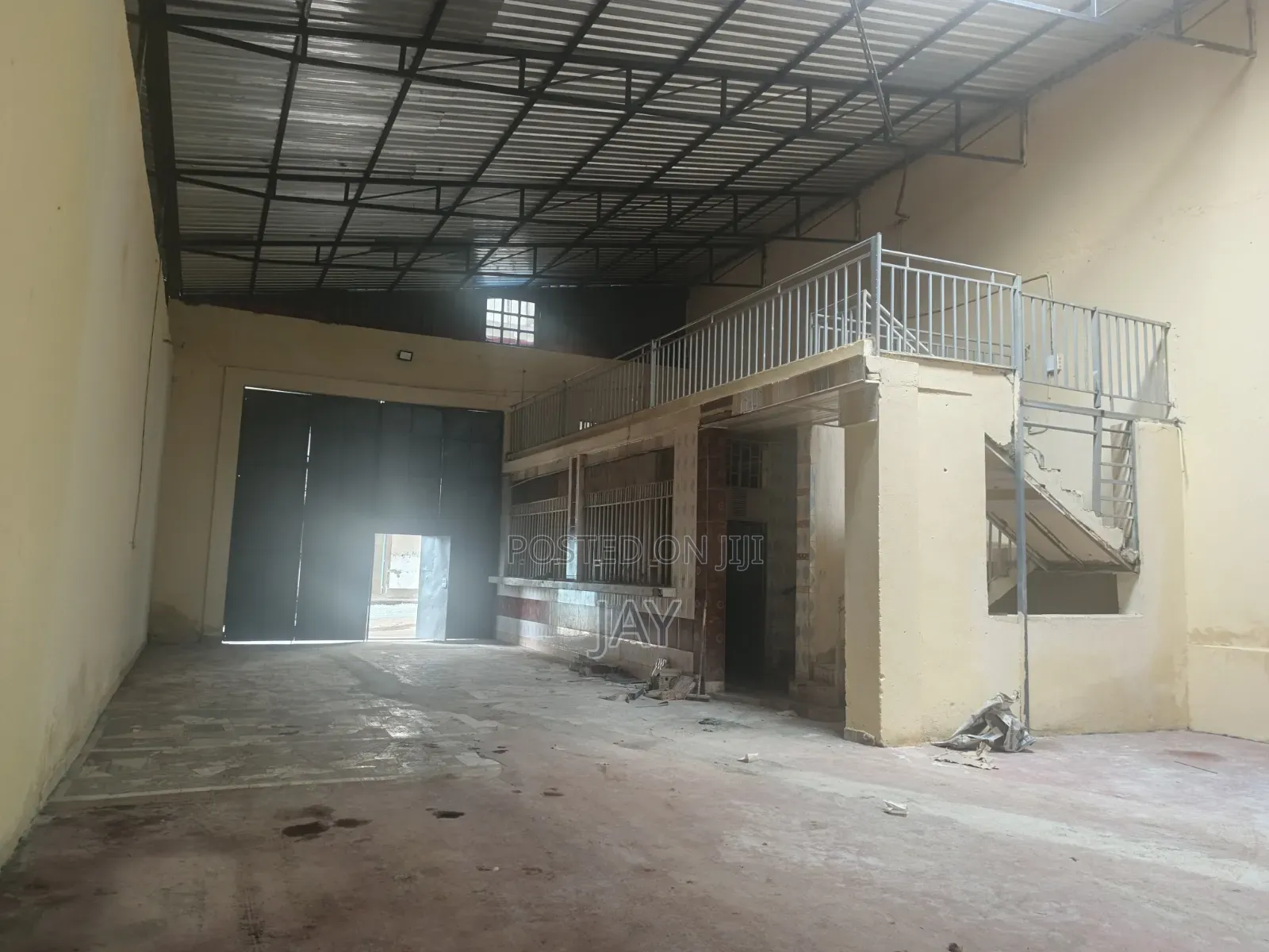 3800sqft Space/Godown Space to Let