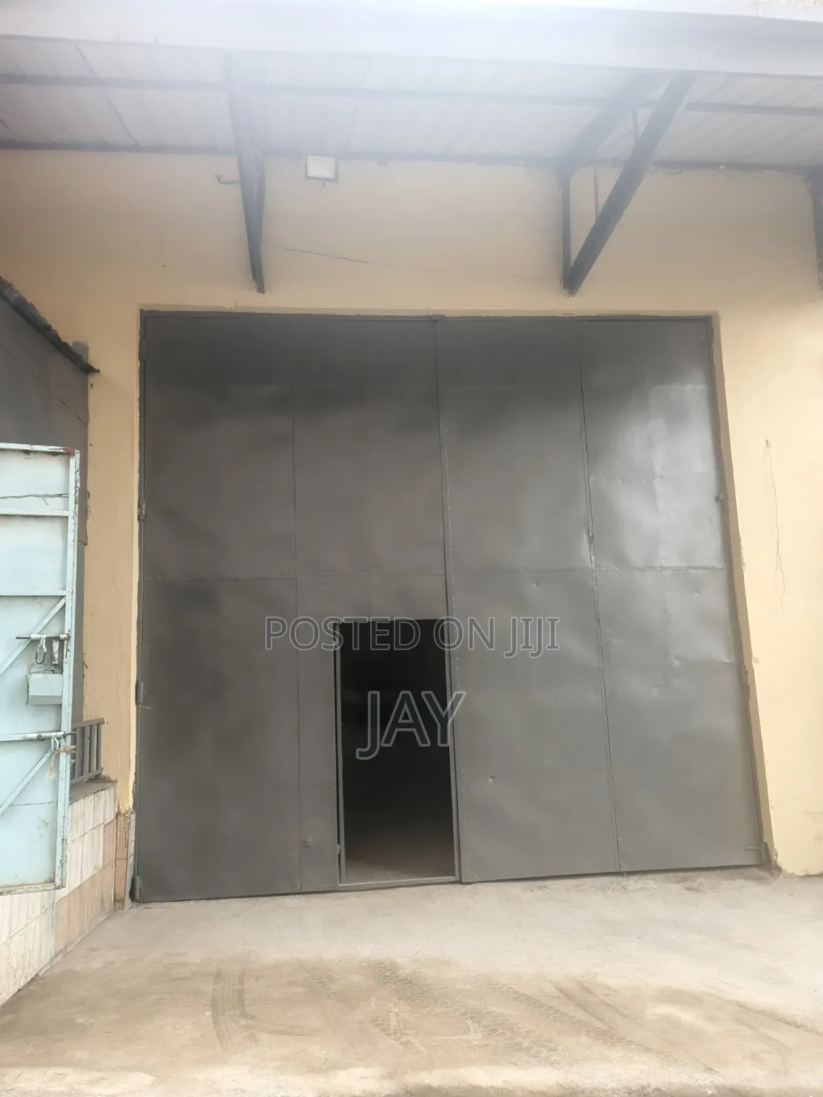 3800sqft Space/Godown Space to Let