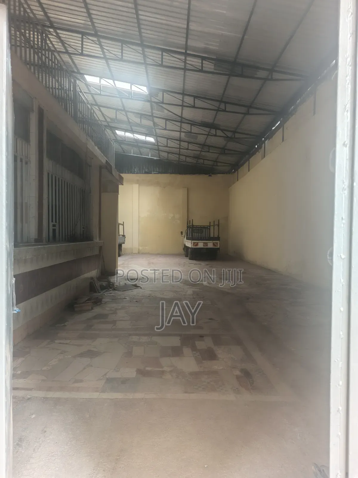 3800sqft Space/Godown Space to Let