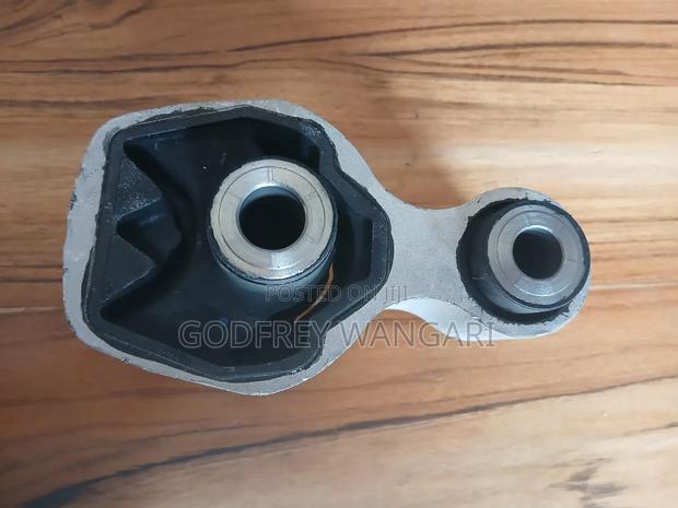 Mazda Cx5/Atenza/Axela Lower Gear Mounting