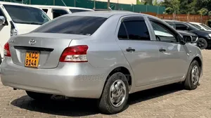 Toyota Belta 2008 Silver