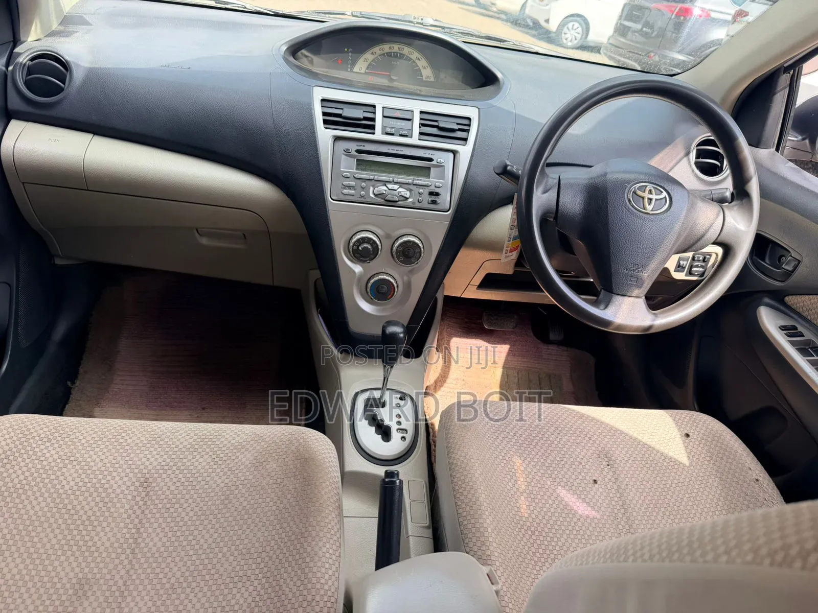 Toyota Belta 2008 Silver