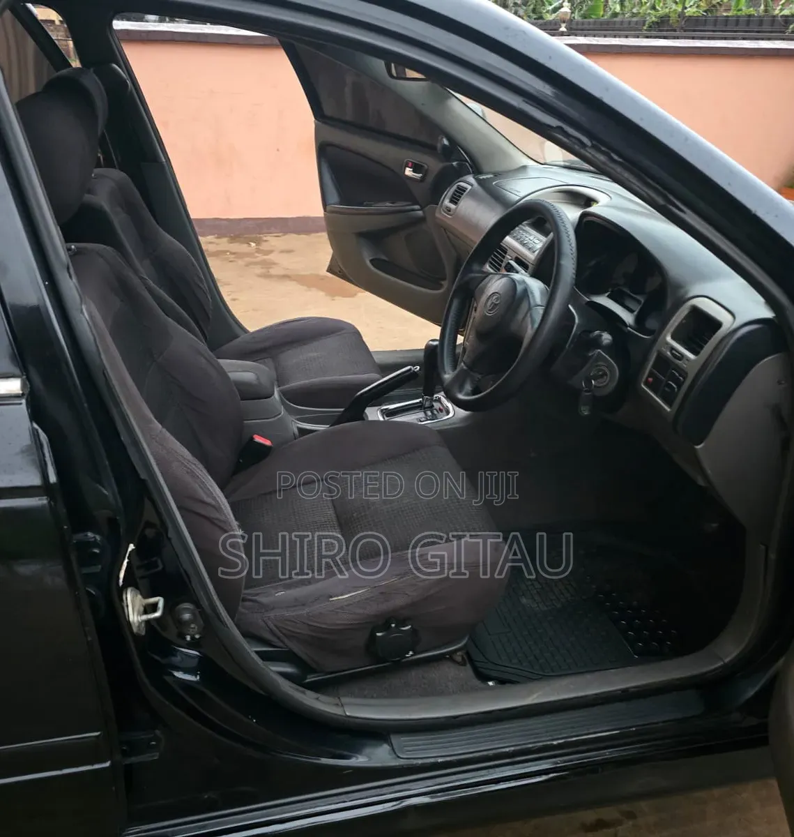 Toyota Caldina 2000 Black