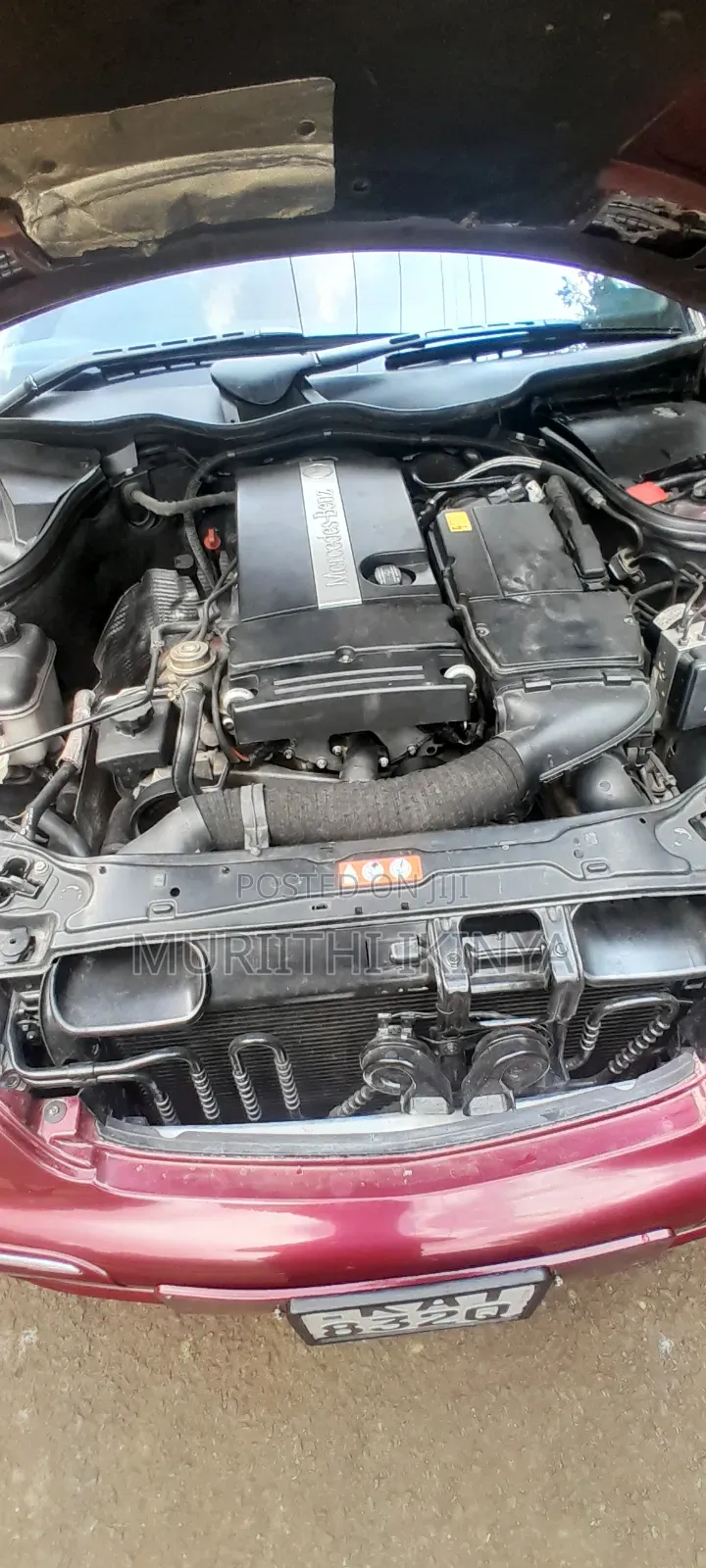 Mercedes-Benz E200 2004 Maroon