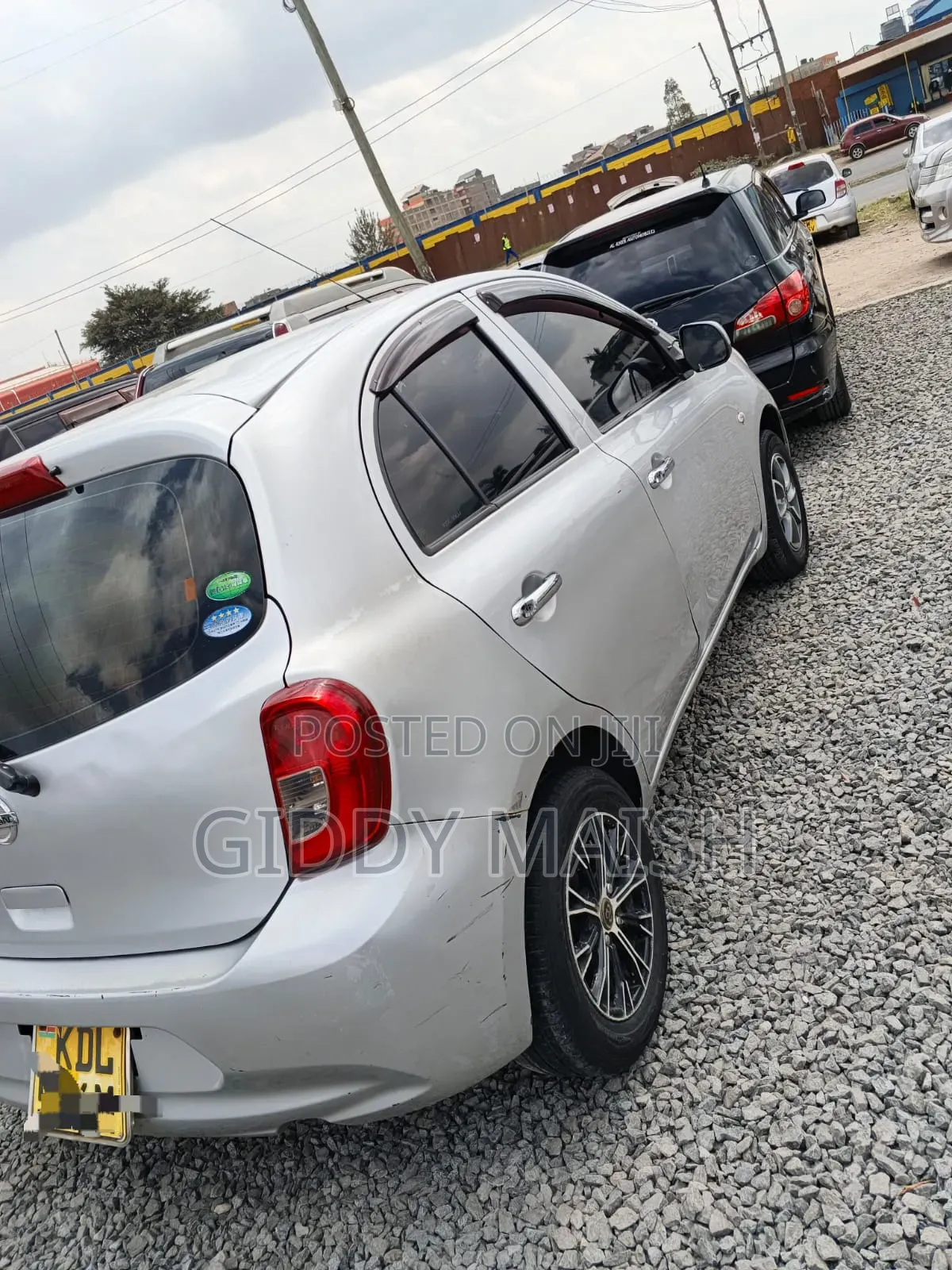 Nissan March 2016 Silver