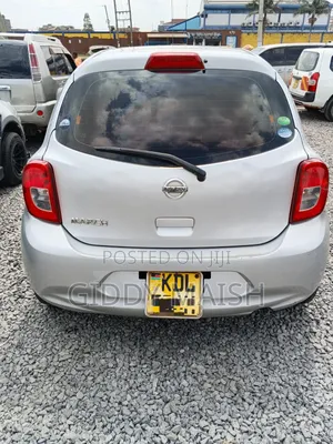 Nissan March 2016 Silver