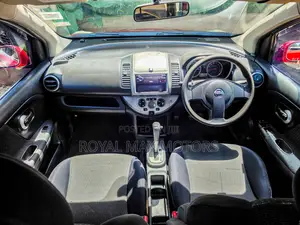 Nissan Note 1.4 2010 Red