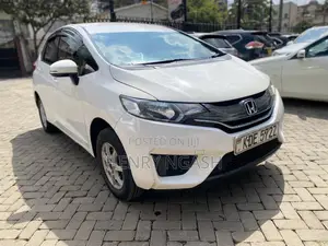 Honda Fit 2014 Pearl