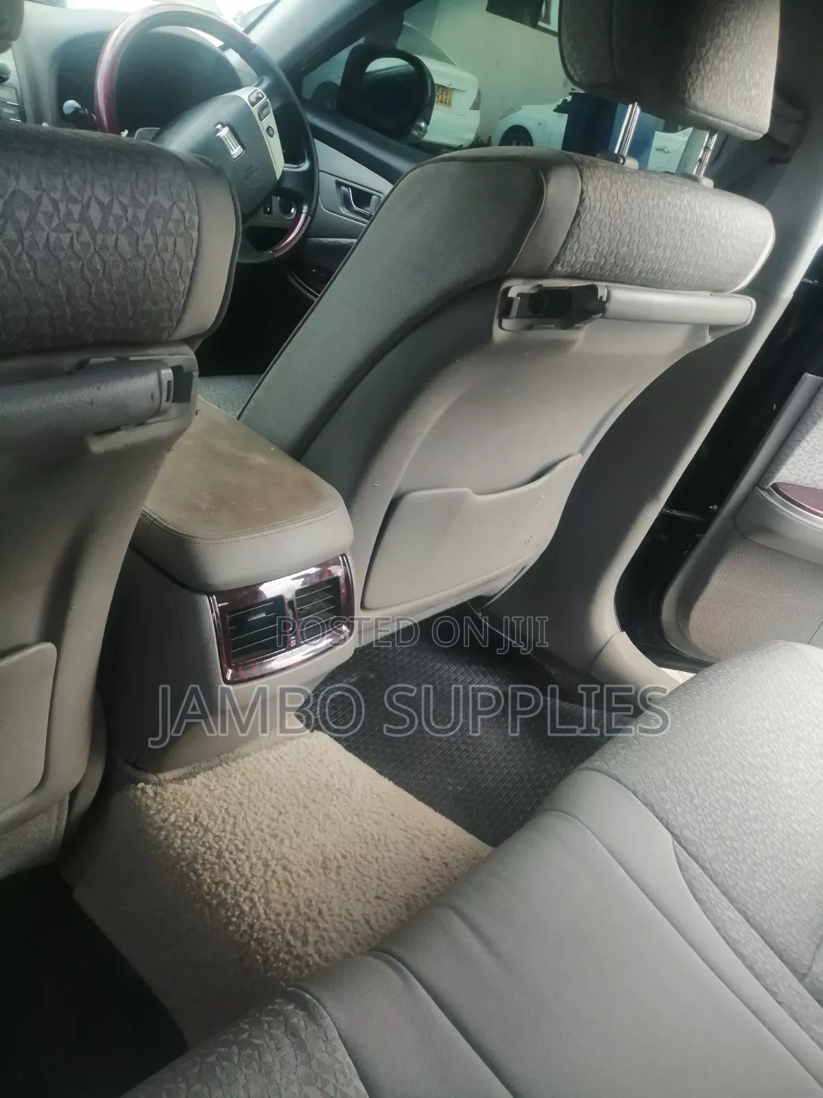 Toyota Crown 2011 Black