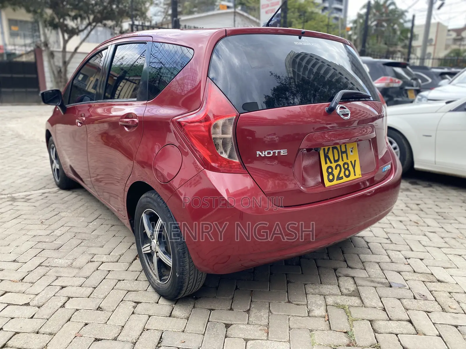 Nissan Note 2015 Red