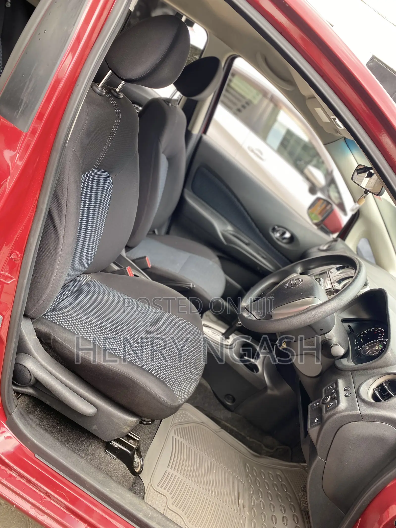 Nissan Note 2015 Red