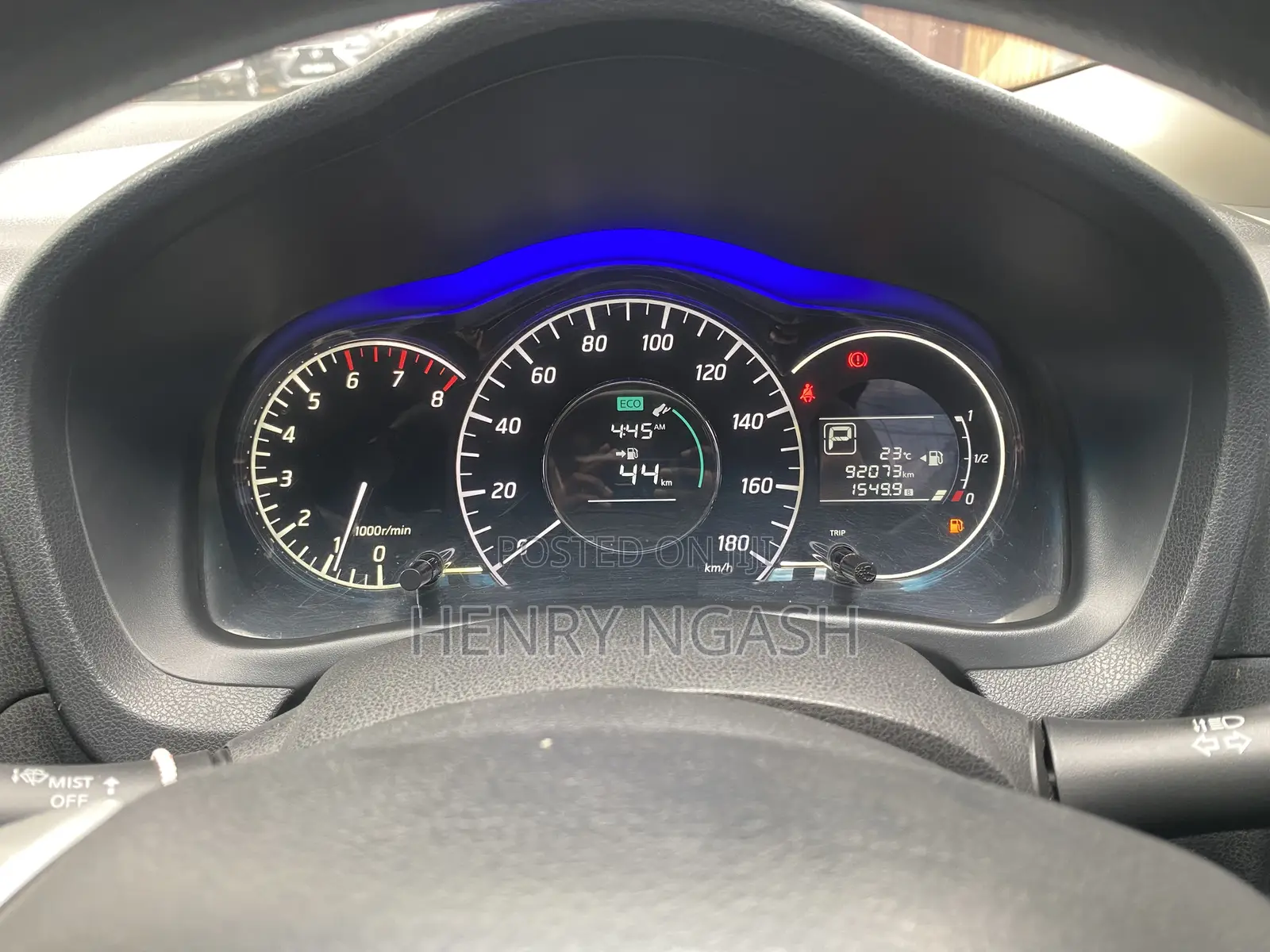 Nissan Note 2015 Red