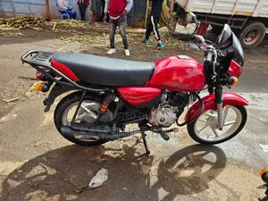 Bajaj Boxer 150 UG 2025 Red