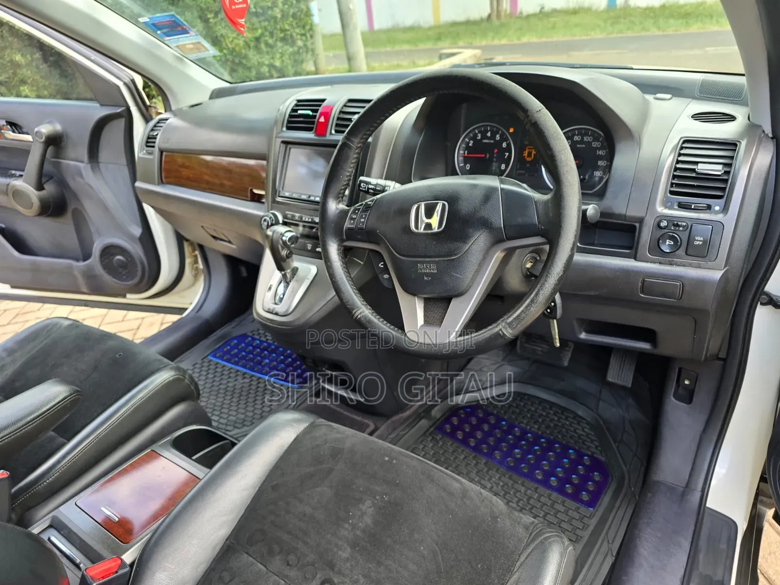 Honda CR-V 2010 White