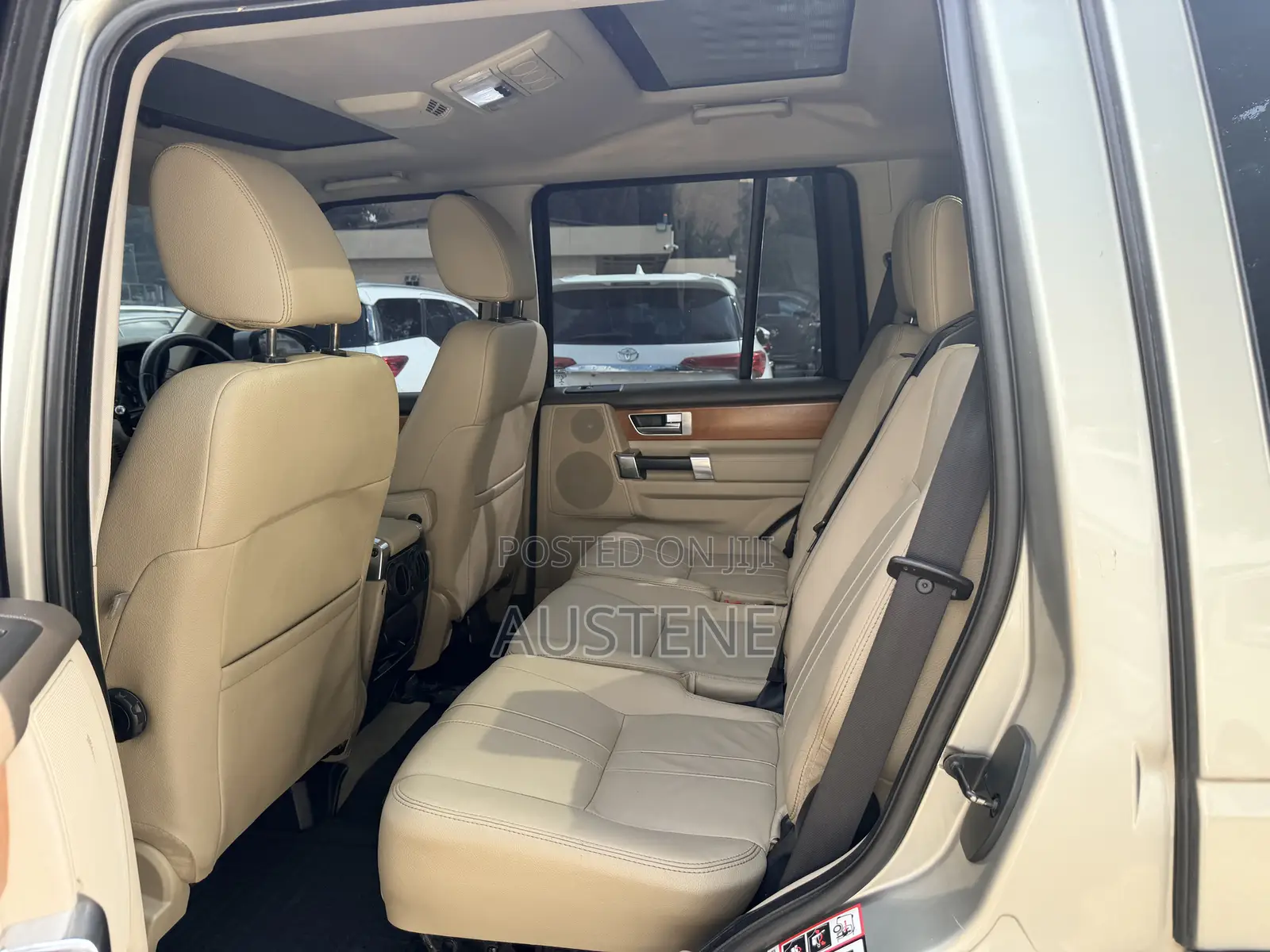 Land Rover Discovery 2015 Gray